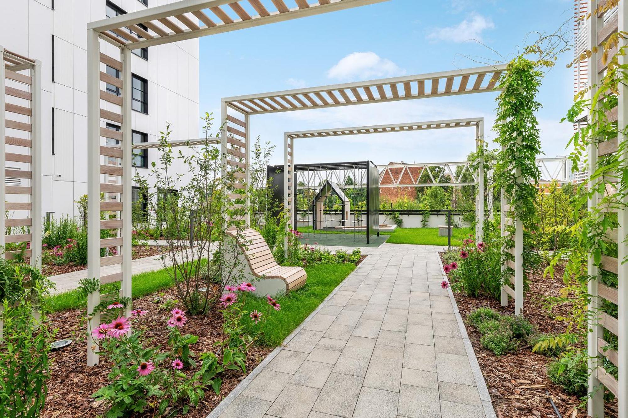 Grand Apartments - Doki Living & Foodhall Gdansk Exterior photo